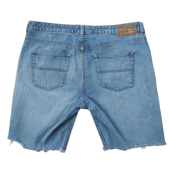 Charles Vogele Denim Jean Cutoffs Light Distressing Comfort Waist Straight  Leg - Picture 7 of 9